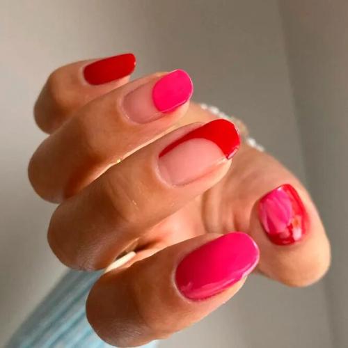 Clear-Pink-Nails-Ideas-4