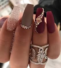 Coffin-Nail-Designs-With-Rhinestones-5