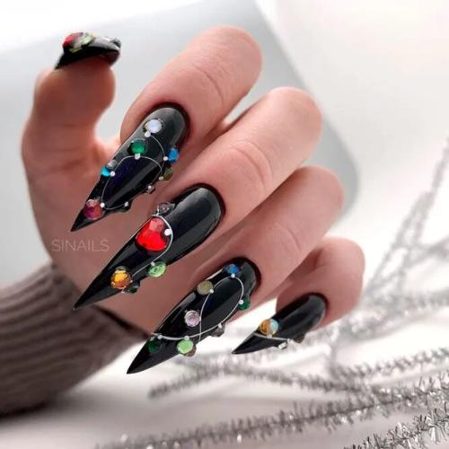 Colorful-Twinkling-Christmas-Lights-on-Nails-1