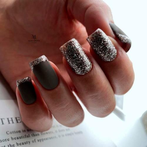 Contrasting-French-Manicure-4