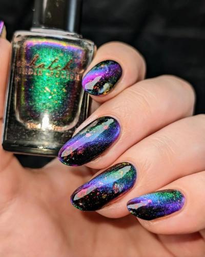 Cosmic-Nail-Designs-3