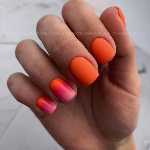 Crazy-Colored-Homecoming-Nail-Art-3