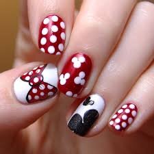 Cute-Disney-Short-Nails-13