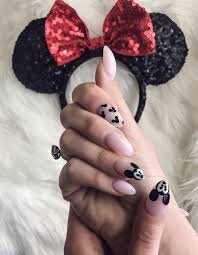 Cute-Disney-Short-Nails-5