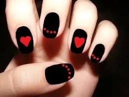 Cute-Heart-Accent-for-Black-Nail-2.jpg