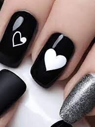 Cute-Heart-Accent-for-Black-Nail-7 (1)