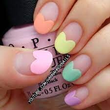 Cute-Heart-Shaped-Negative-Space-Nails-4