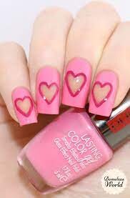 Cute-Heart-Shaped-Negative-Space-Nails-6