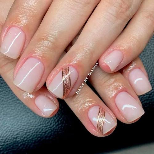 Cute-Nail-Designs-With-Thin-Stripes-3