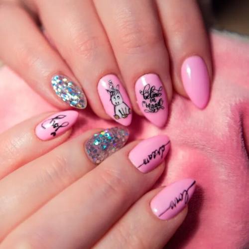 Cute-Pink-Nails-With-Unicorn-Art-1