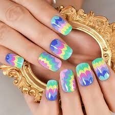 Cute-Retro-Nails-5