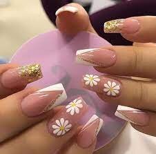 Daisies-Flower-Nail-Designs-8 (1)