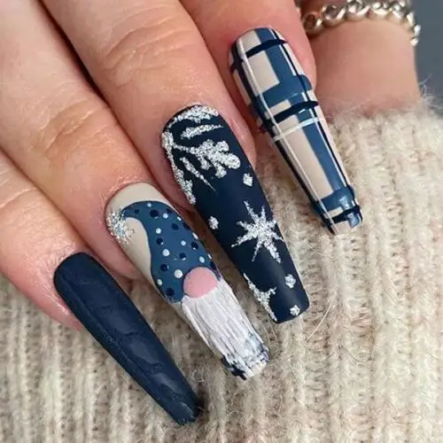 Dark-Blue-Christmas-Nails-1