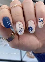 Deep-Blue-Nails-with-Flowers-3