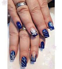 Deep-Blue-Winter-Nails-4