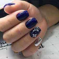 Deep-Blue-Winter-Nails-6