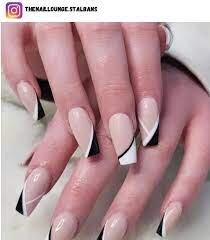 Diagonal-French-Manicure-3