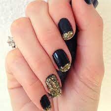 Elegant-Dark-Classy-Nails-With-Gold-Accent-8