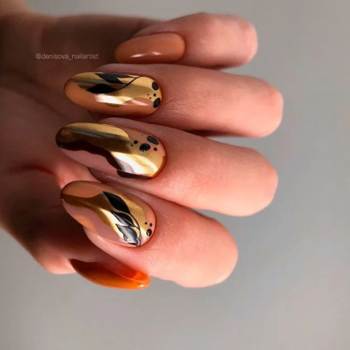 Elegant-Gold-Winter-Nail-Color-4