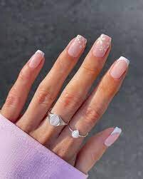 Elegant-Short-Nails-For-Homecoming-5