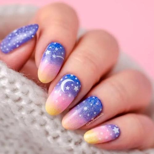 Fairy-Stars-and-Moon-Nail-Art-2