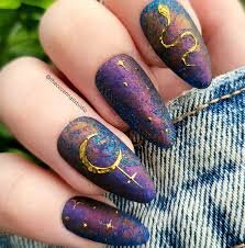 Fairy-Stars-and-Moon-Nail-Art-6