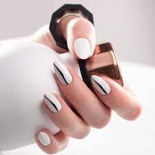 Fancy-Nails-Designs-Using-Stripes-5