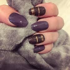 Fancy-Nails-Designs-Using-Stripes-8