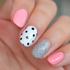 Fancy-Nails-With-Dots-9