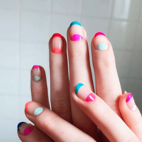 Fantasy-Nails-with-Rainbow-3