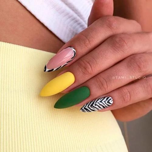 Feline-Designs-For-Luxury-Nails-1