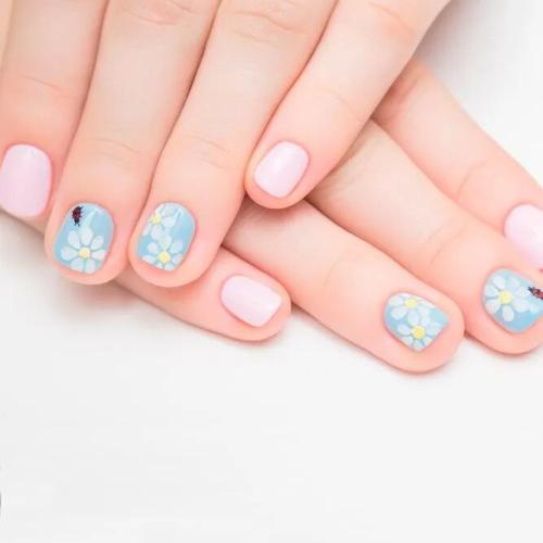 Feminine-Nude-Pink-Nails-5