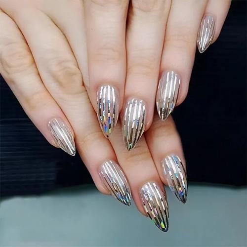 Festival-Nails-–-Stripes-Art-1