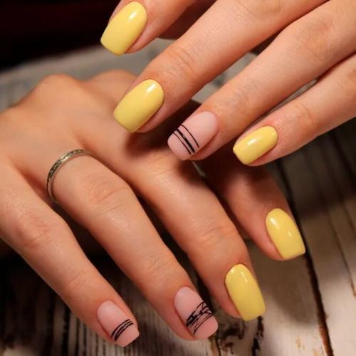 Festival-Nails-–-Stripes-Art-4