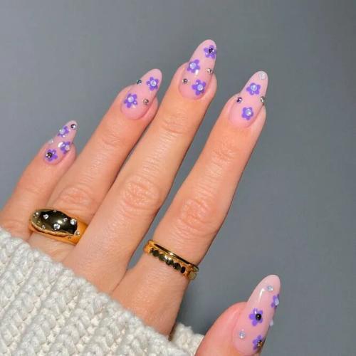 Flowers-Art-For-Long-Nails-2