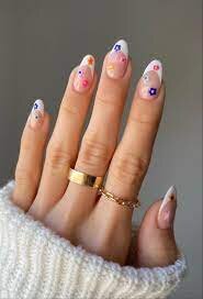 Flowers-Spring-Break-Nails-Designs-4