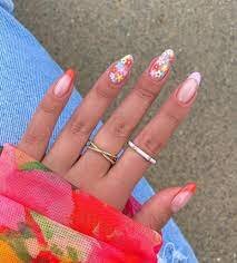 Flowers-Spring-Break-Nails-Designs-6