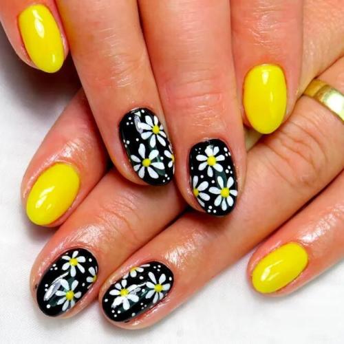 Flowers-on-Yellow-Mani-1