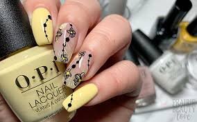 Flowers-on-Yellow-Mani-6