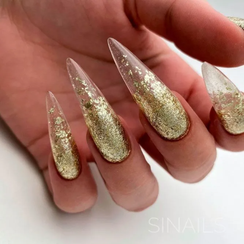 Foil-and-Glitter-Winter-Nails-1