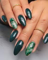 Forest-Green-Nails-4