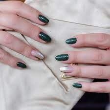 Forest-Green-Nails-5