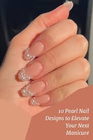 Framed-By-Pearls-Luxury-Nails-3