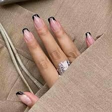 French-Manicure-For-Short-Acrylic-Nails-8