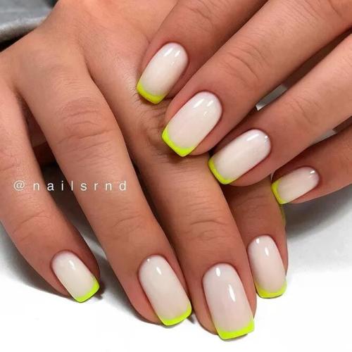 French-Manicure-for-Squoval-Nails-4