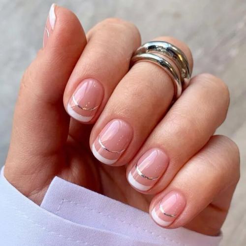 French-Manicure-–-Elegant-Nail-Designs-2
