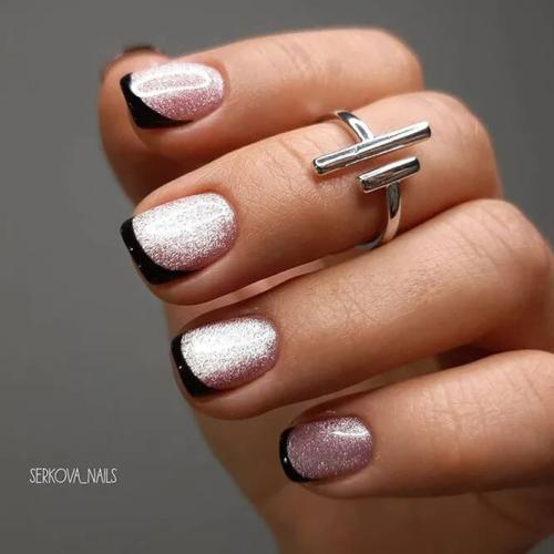 French-Mauve-Nails-1