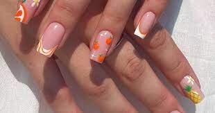 French-Tip-Summer-Nails-3
