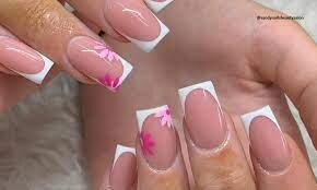 French-Tip-Summer-Nails-4