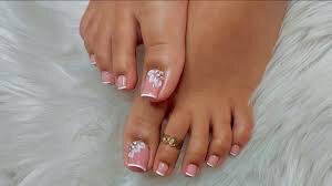 French-Tip-Toes-6